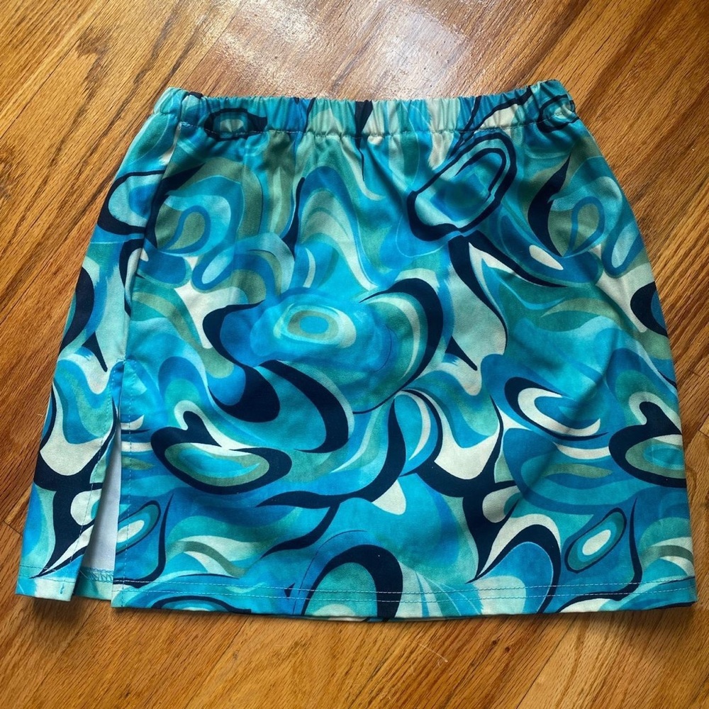 Mini skirt paisley pattern